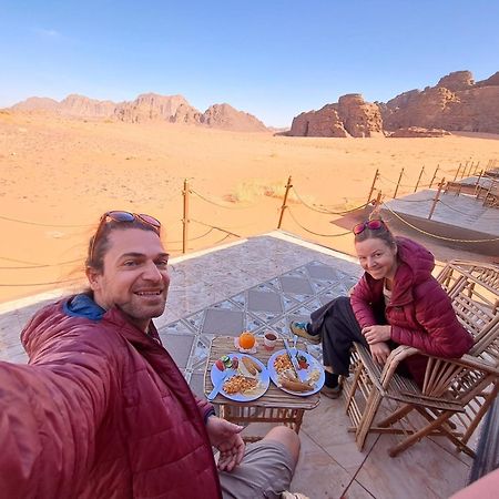 Wadi Rum Sky Tours & Camp Ngoại thất bức ảnh