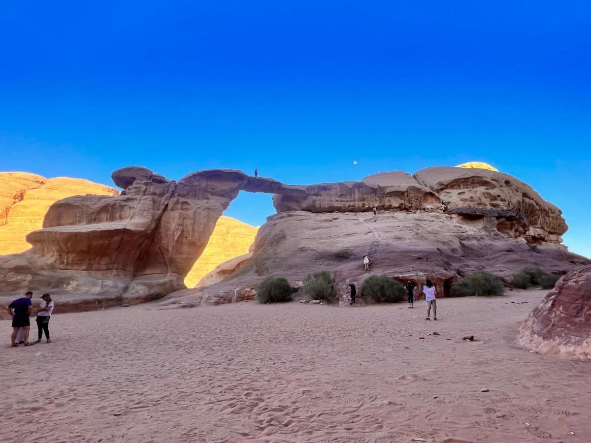 Wadi Rum Sky Tours & Camp Ngoại thất bức ảnh
