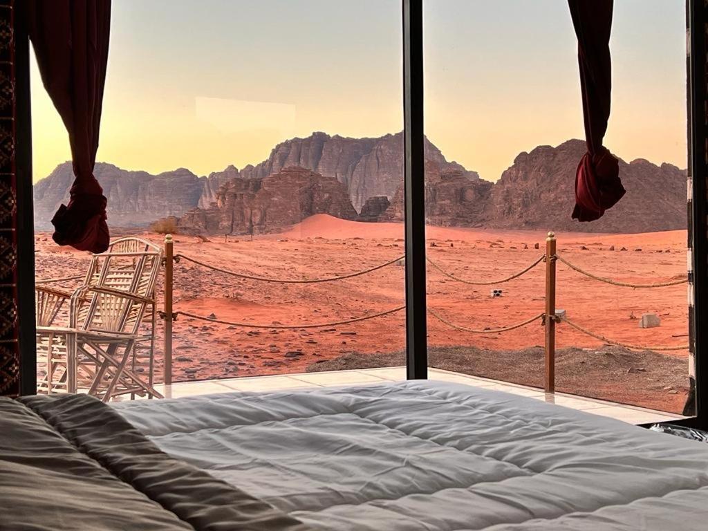 Wadi Rum Sky Tours & Camp Ngoại thất bức ảnh
