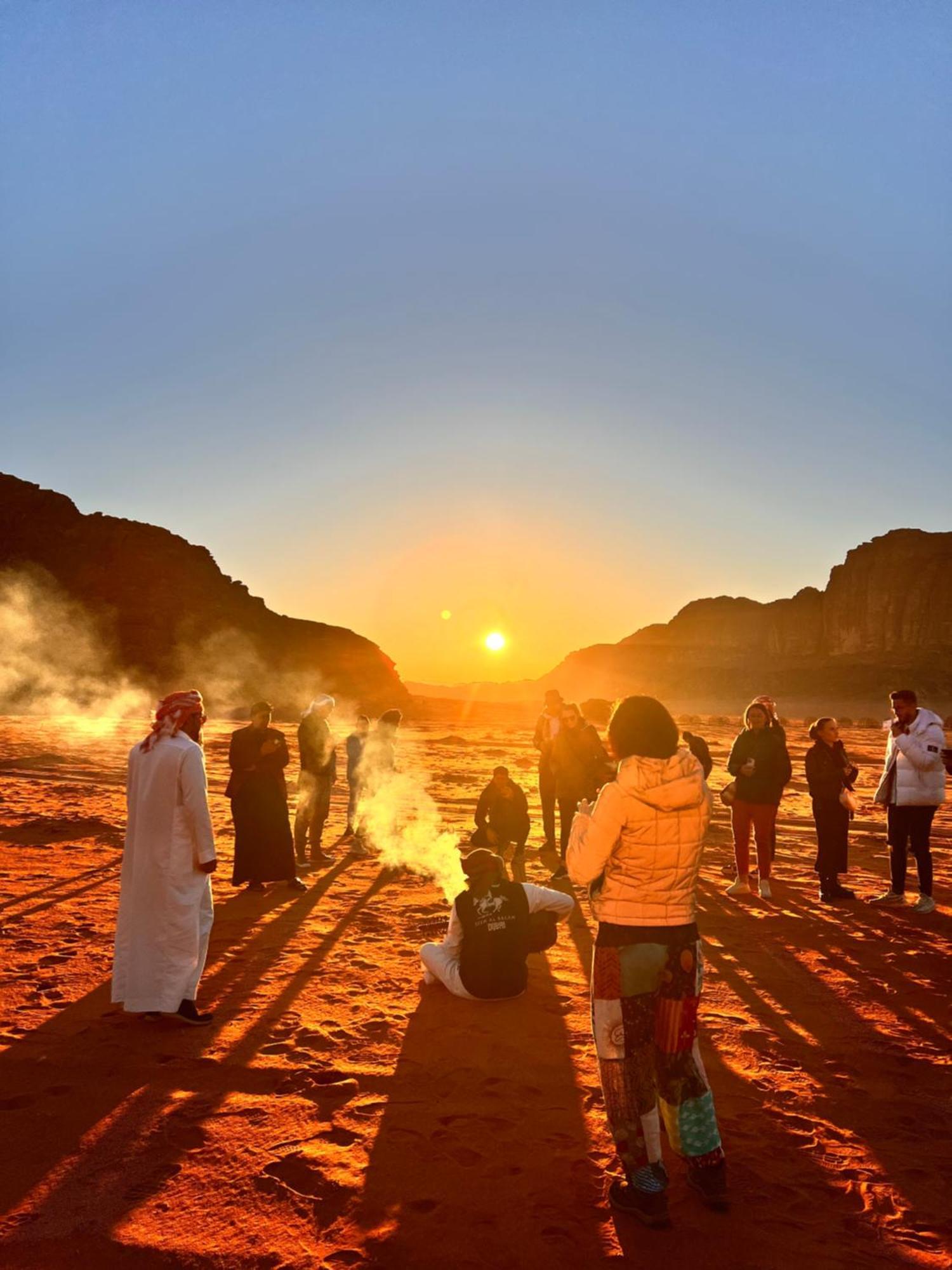 Wadi Rum Sky Tours & Camp Ngoại thất bức ảnh