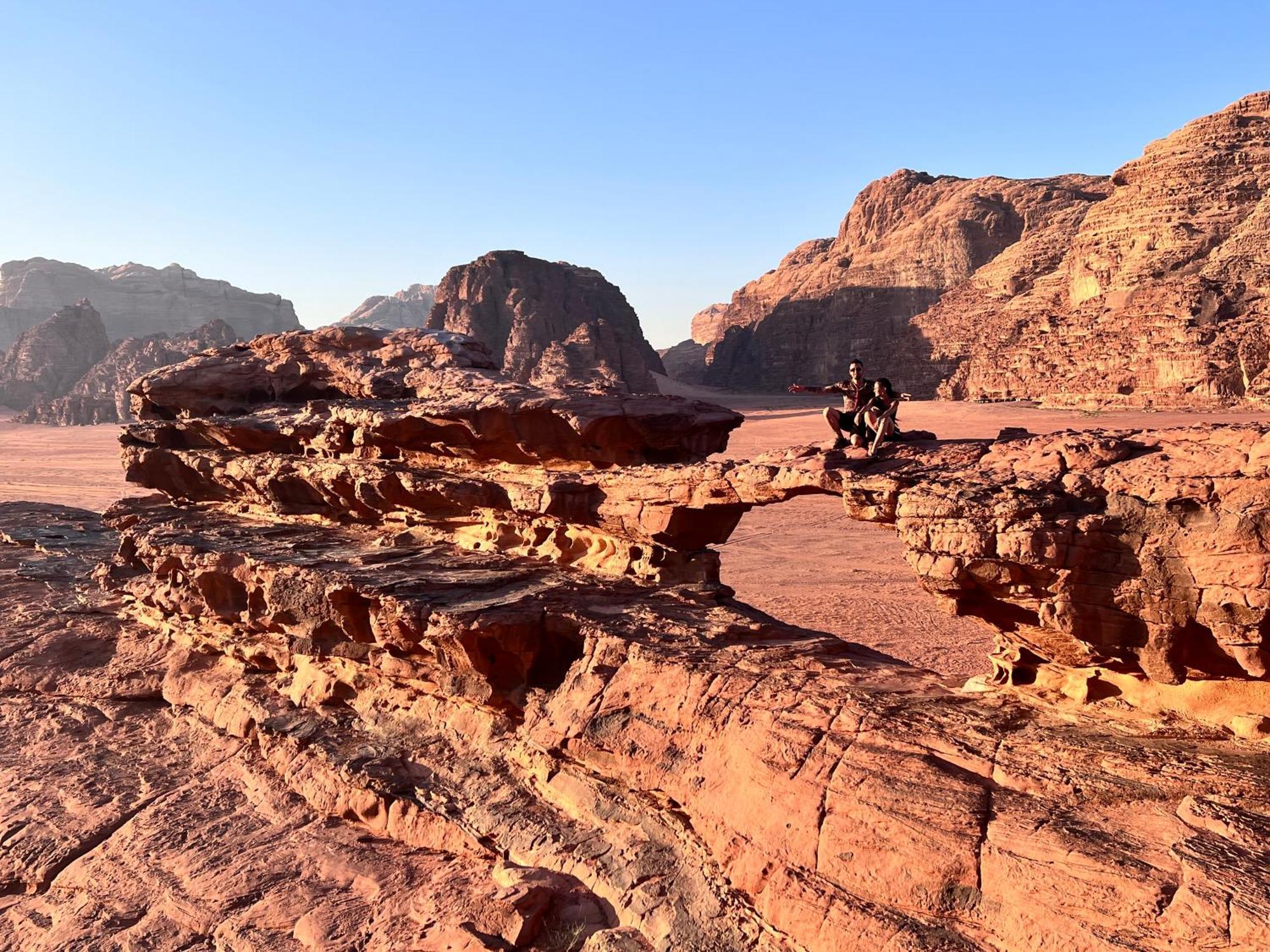 Wadi Rum Sky Tours & Camp Ngoại thất bức ảnh