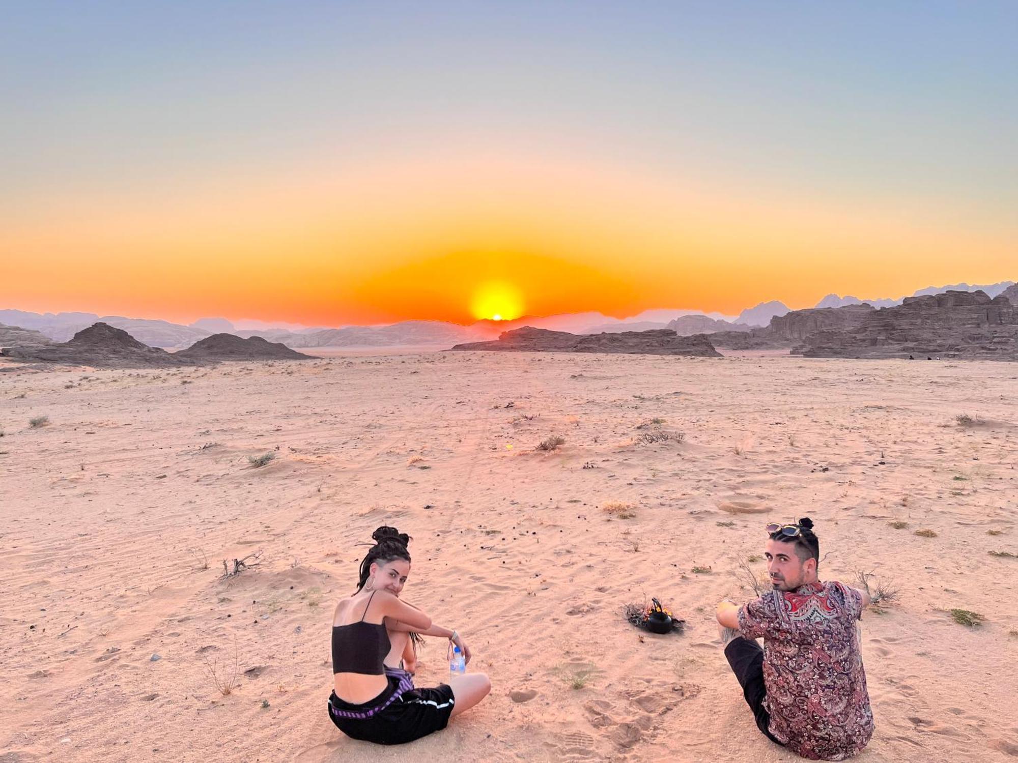 Wadi Rum Sky Tours & Camp Ngoại thất bức ảnh