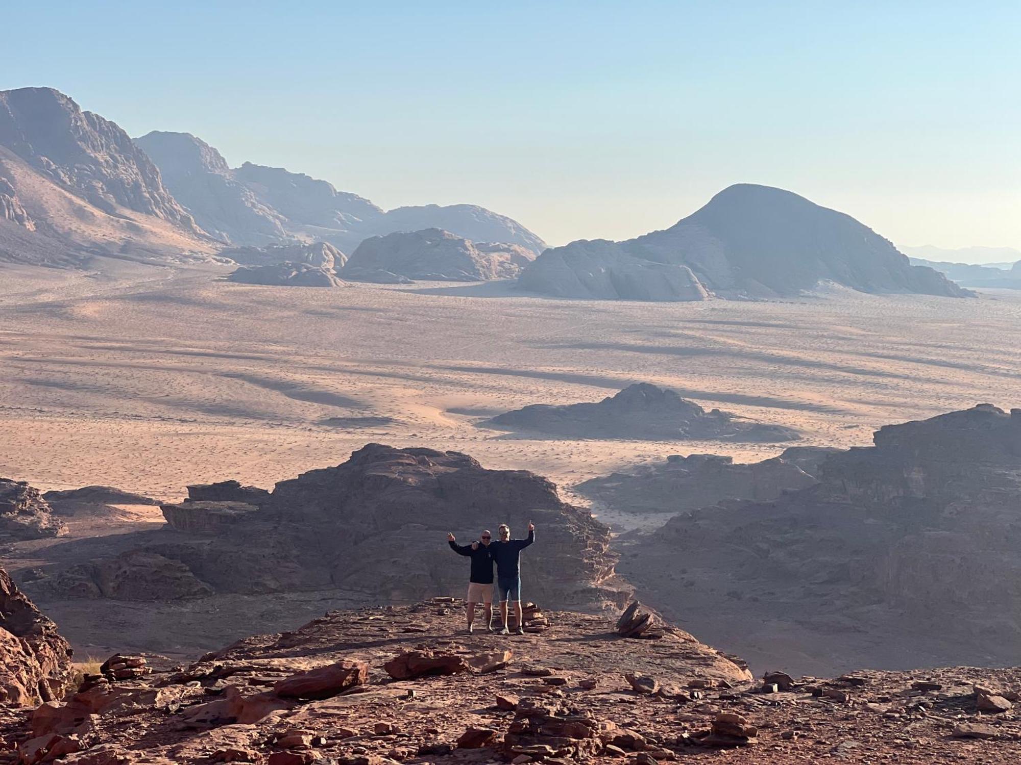 Wadi Rum Sky Tours & Camp Ngoại thất bức ảnh